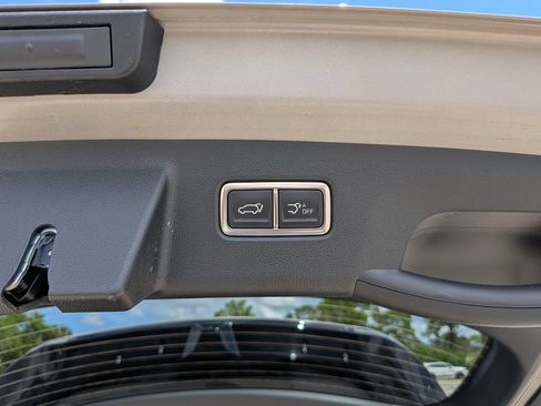 Certified 2026 Kia Sorento SX Prestige AWD/4WD image 14