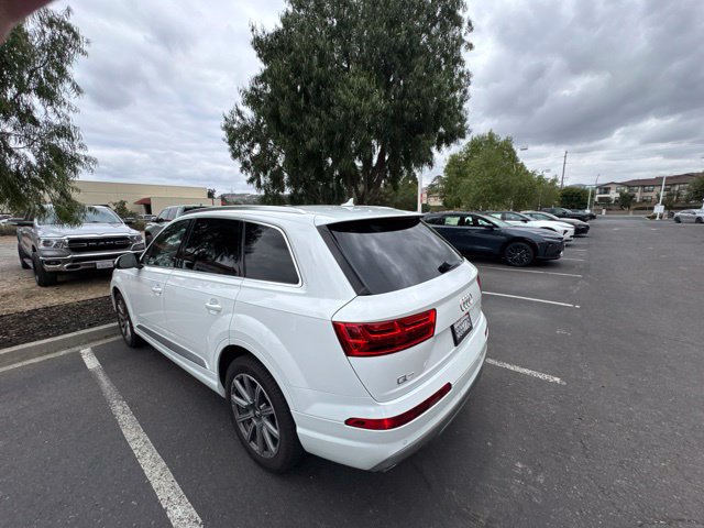 Used 2018 Audi Q7 2.0T Premium Plus w/ Premium Plus Package AWD/4WD image 30