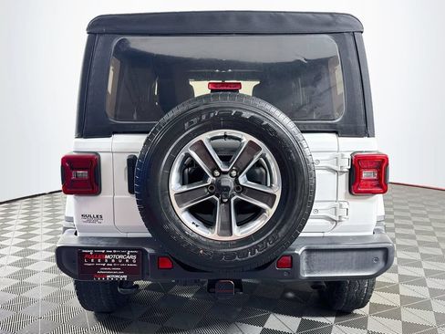 Used 2021 Jeep Wrangler Unlimited Sahara AWD/4WD image 6