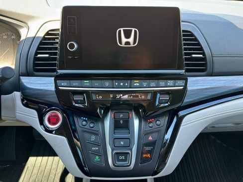 New 2026 Honda Odyssey Elite image 16