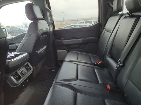 Used 2022 Ford F150 Lariat w/ Equipment Group 502A High image 11