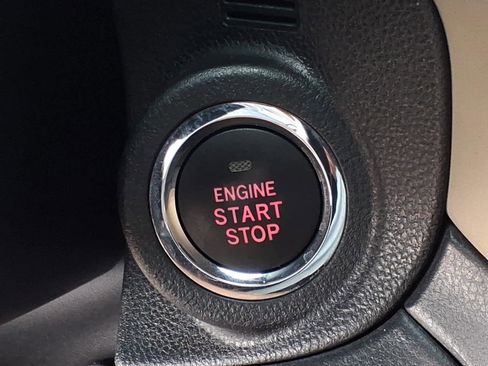 Used 2021 Subaru Outback Limited w/ Popular Package #2 image 41