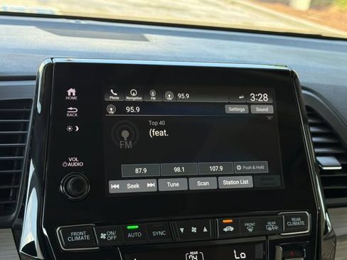 Certified 2023 Honda Odyssey Elite image 24