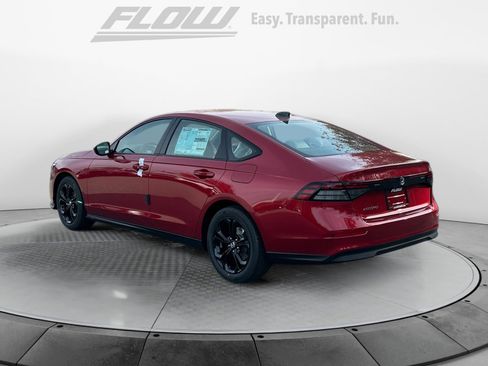 New 2025 Honda Accord SE image 5