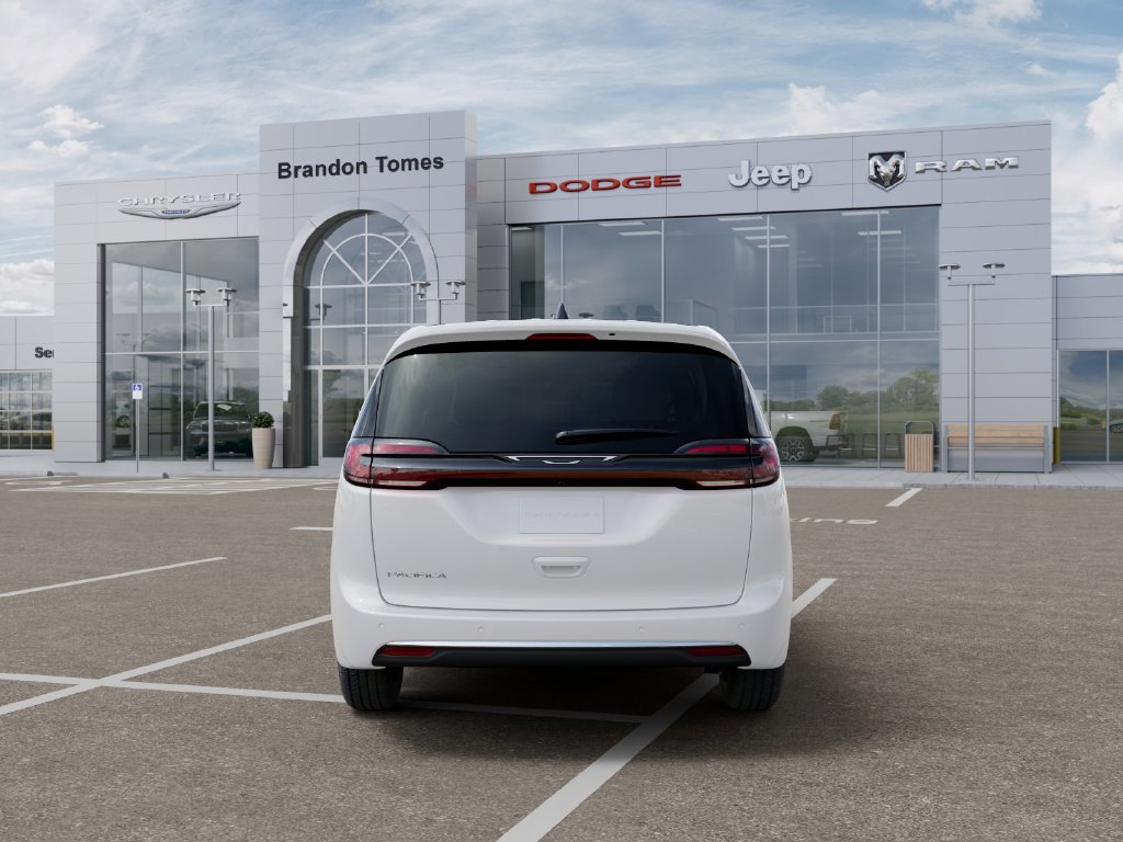 New 2027 Chrysler Pacifica Select FWD image 7