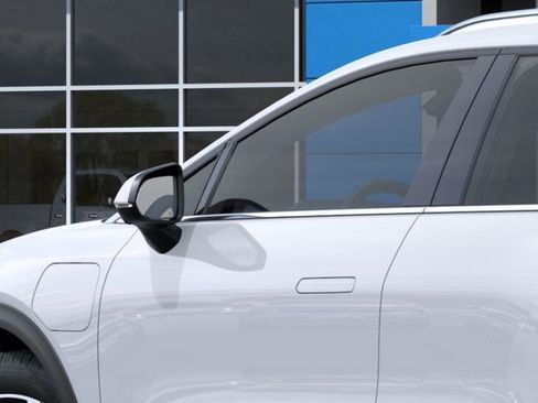 New 2026 Chevrolet Equinox EV LT image 12