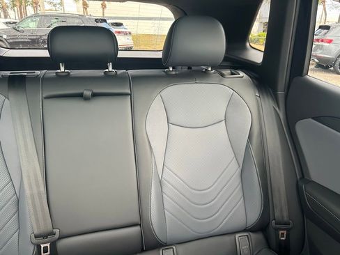 New 2026 Volkswagen Tiguan SE R-Line FWD image 13