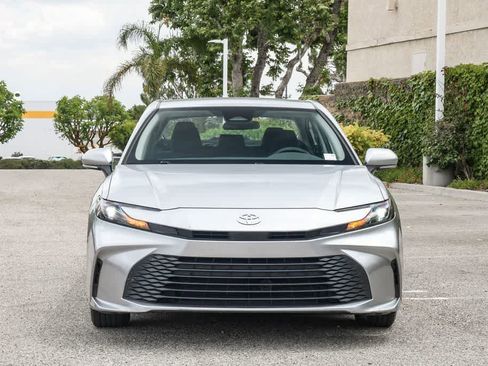 Used 2025 Toyota Camry LE FWD image 2