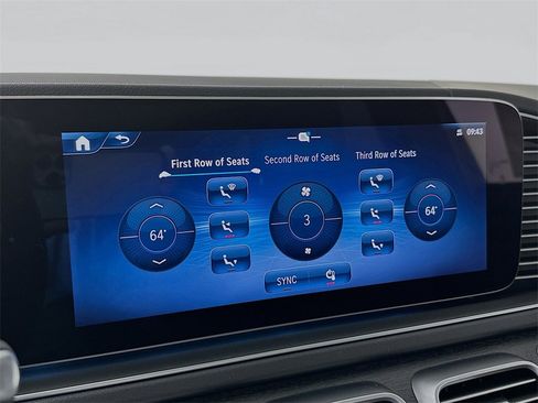 New 2026 Mercedes-Benz GLS 450 4MATIC image 16