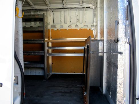 Used 2017 Nissan NV 3500 SV image 26