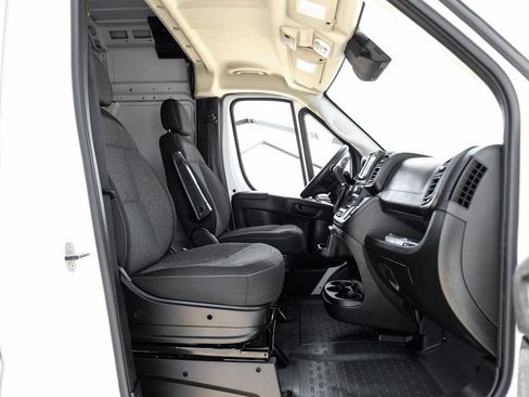 Used 2023 RAM ProMaster 2500 image 33