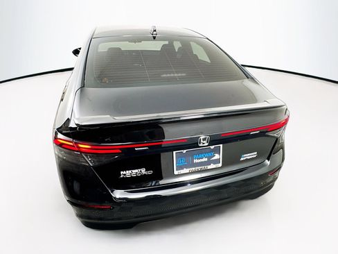 Used 2024 Honda Accord Sport image 8