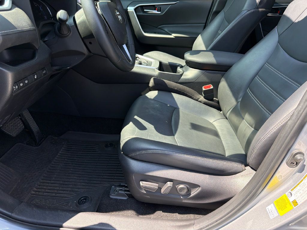 Used 2023 Toyota RAV4 XLE Premium AWD/4WD image 11