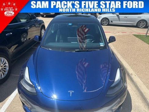 Used 2023 Tesla Model 3 Standard Range RWD image 2