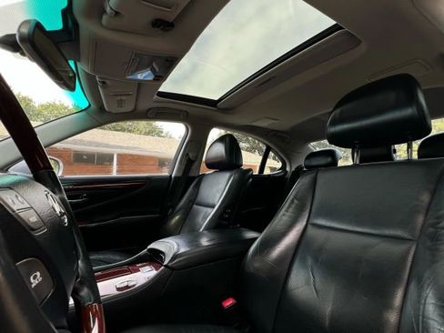 Used 2009 Lexus LS 460 image 12