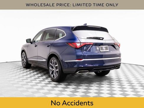 Used 2022 Acura MDX SH-AWD w/ Technology Package image 3