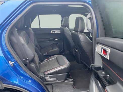 Used 2023 Ford Explorer ST-Line w/ Class IV Trailer Tow Package AWD/4WD image 20