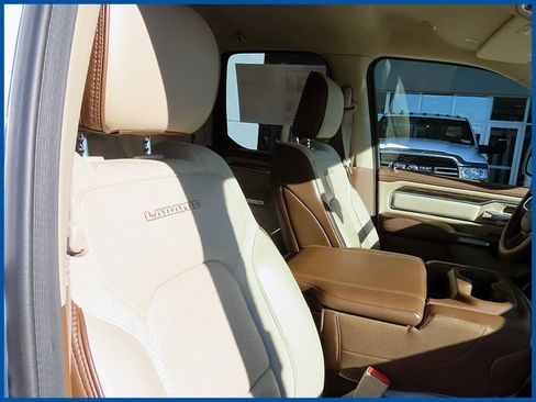 Certified 2019 RAM 1500 Laramie image 9