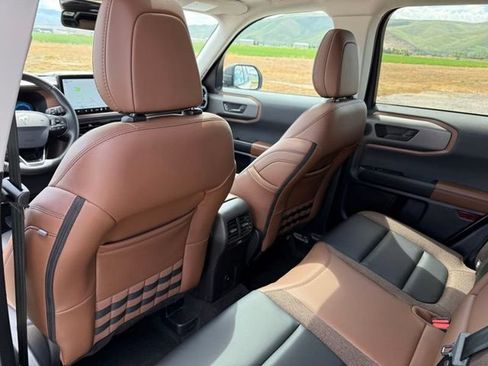 Used 2025 Ford Bronco Sport Outer Banks w/ Outer Banks Tech Package+ AWD/4WD image 30