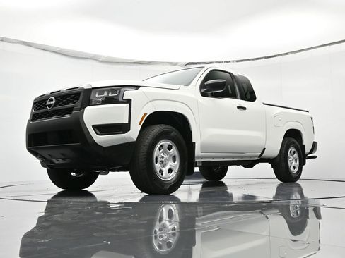 New 2026 Nissan Frontier S w/ Tow Package image 34