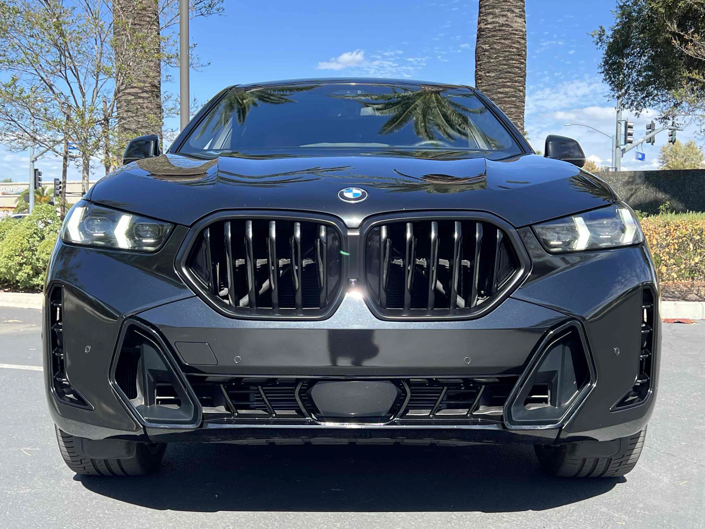Used 2024 BMW X6 xDrive40i w/ Premium Package AWD/4WD image 45
