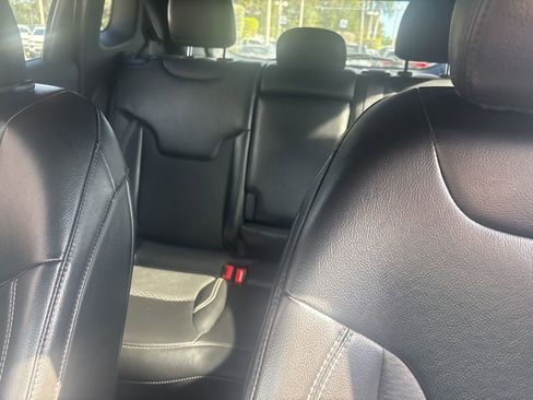 Used 2023 Jeep Compass Altitude image 6