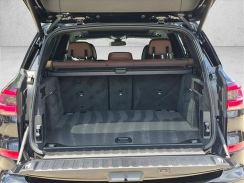 Used 2022 BMW X5 sDrive40i w/ M Sport Package RWD image 6