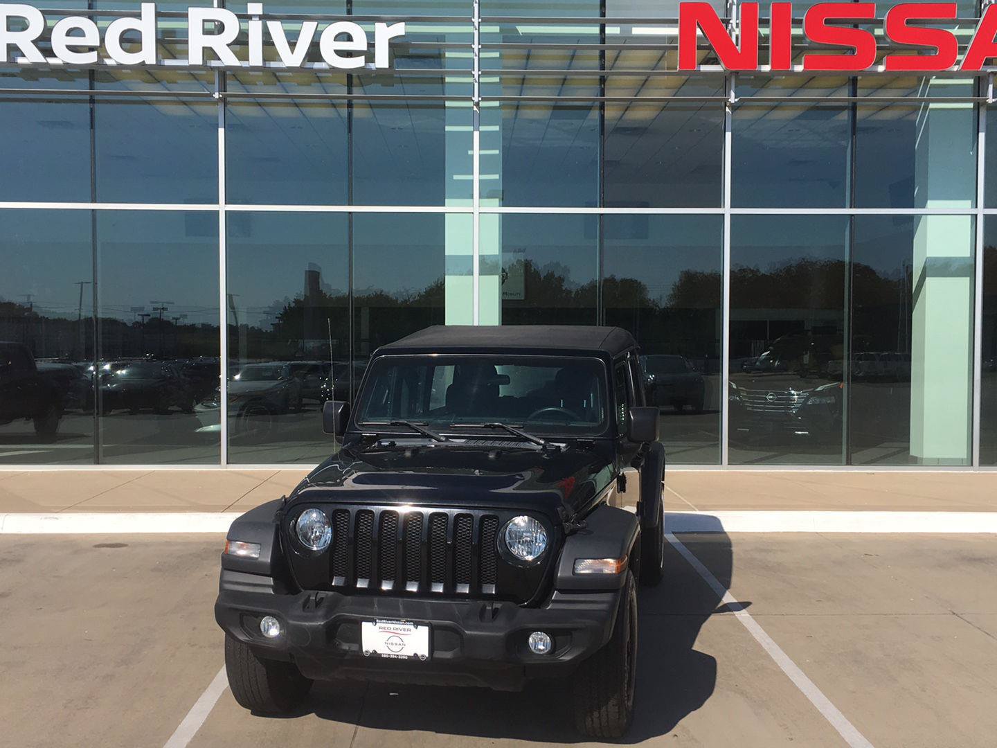 Used 2023 Jeep Wrangler Unlimited Sport AWD/4WD image 1