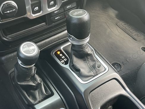Certified 2023 Jeep Wrangler Sport AWD/4WD image 24