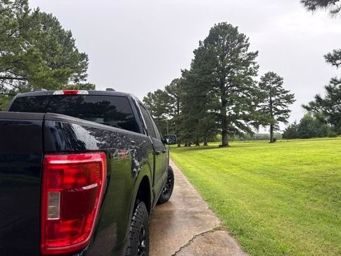 Used 2022 Ford F150 XLT AWD/4WD image 18