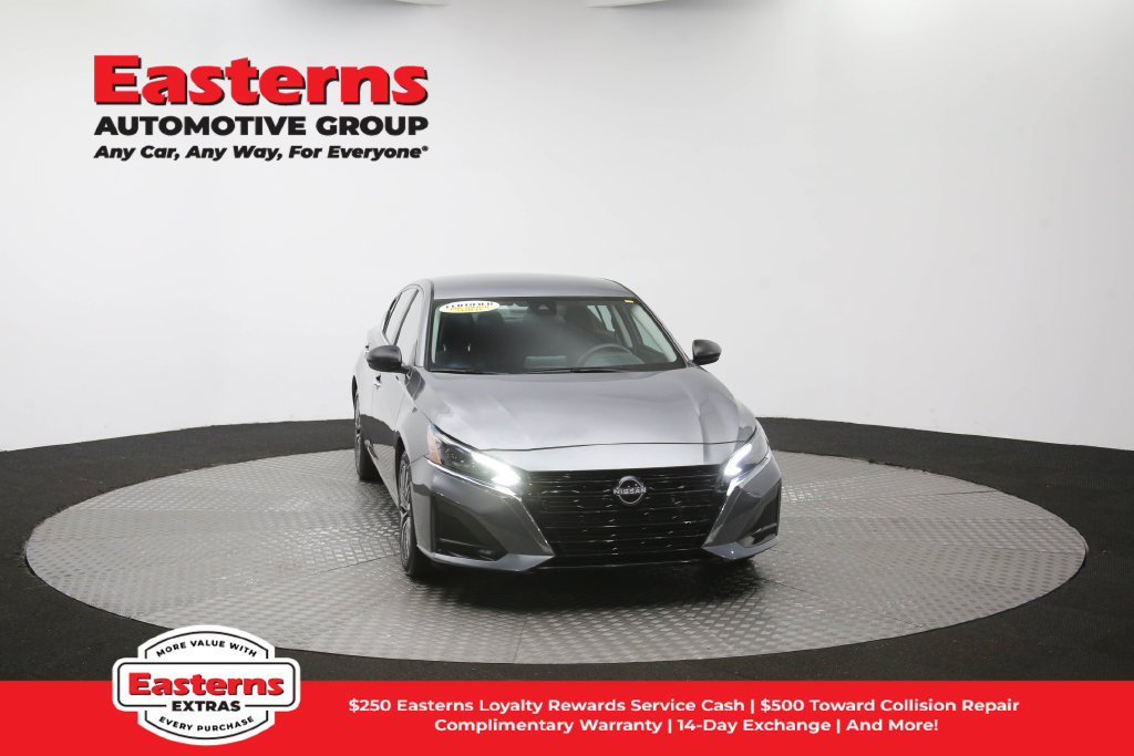 Used 2024 Nissan Altima 2.5 SV FWD image 54