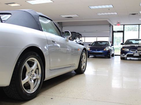 Used 2002 Honda S2000 image 21