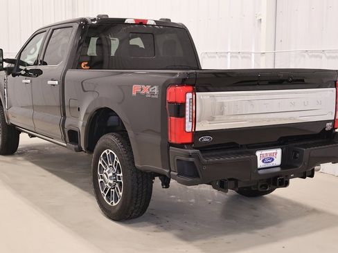 Certified 2026 Ford F350 Platinum w/ Platinum Plus Package image 8