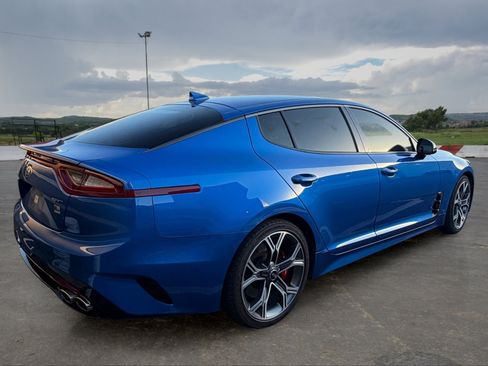 Used 2019 Kia Stinger GT RWD image 3