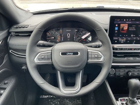 New 2026 Jeep Compass Limited AWD/4WD image 11