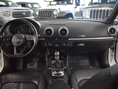 Used 2017 Audi A3 e-tron Premium FWD image 29