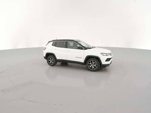 New 2026 Jeep Compass Limited image 15