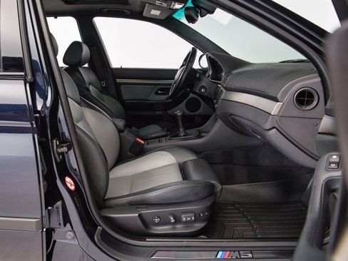 Used 2001 BMW M5 image 34