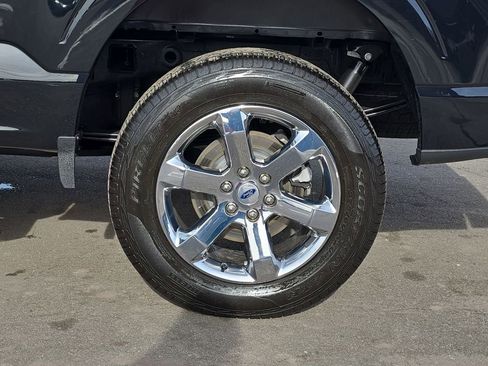 Used 2023 Ford F150 Lariat w/ Max Trailer Tow Package image 35