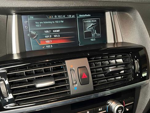 Used 2017 BMW X3 xDrive28i AWD/4WD image 37
