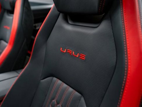 Used 2024 Lamborghini Urus Performante image 35
