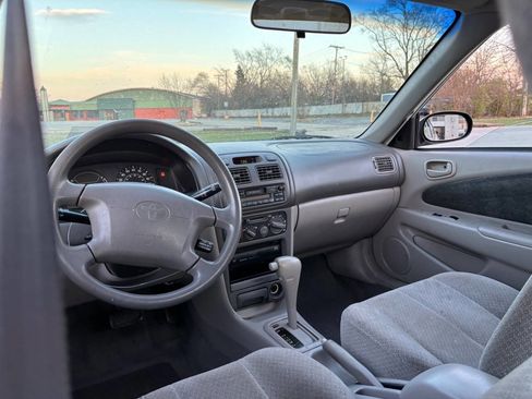 Used 2000 Toyota Corolla VE image 6