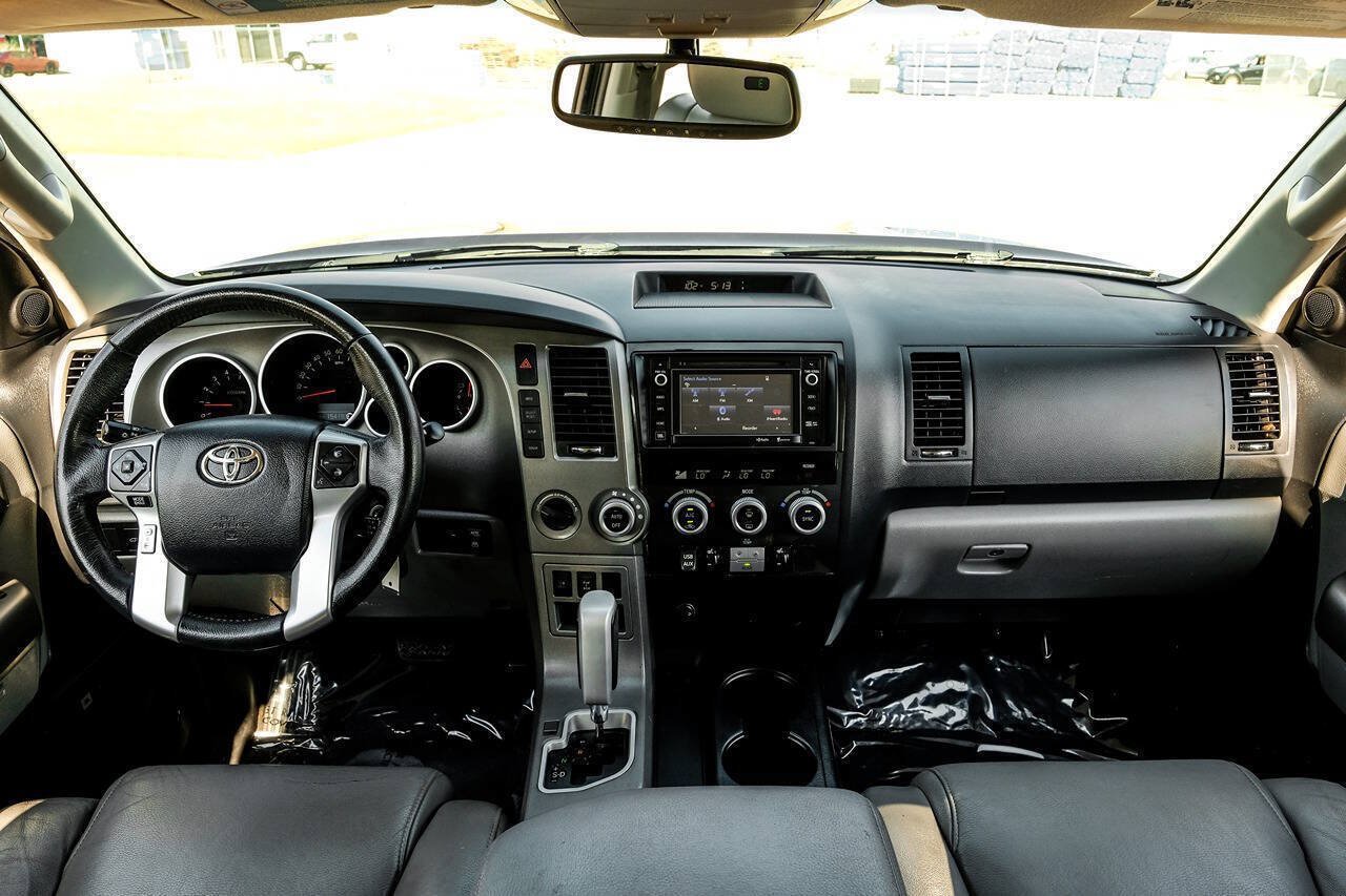 Used 2015 Toyota Sequoia Limited AWD/4WD image 20