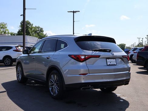 Used 2024 Acura MDX SH-AWD w/ Advance Package image 5