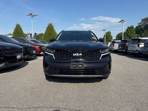 Used 2022 Kia Sorento S w/ Panoramic Sunroof Package FWD image 6