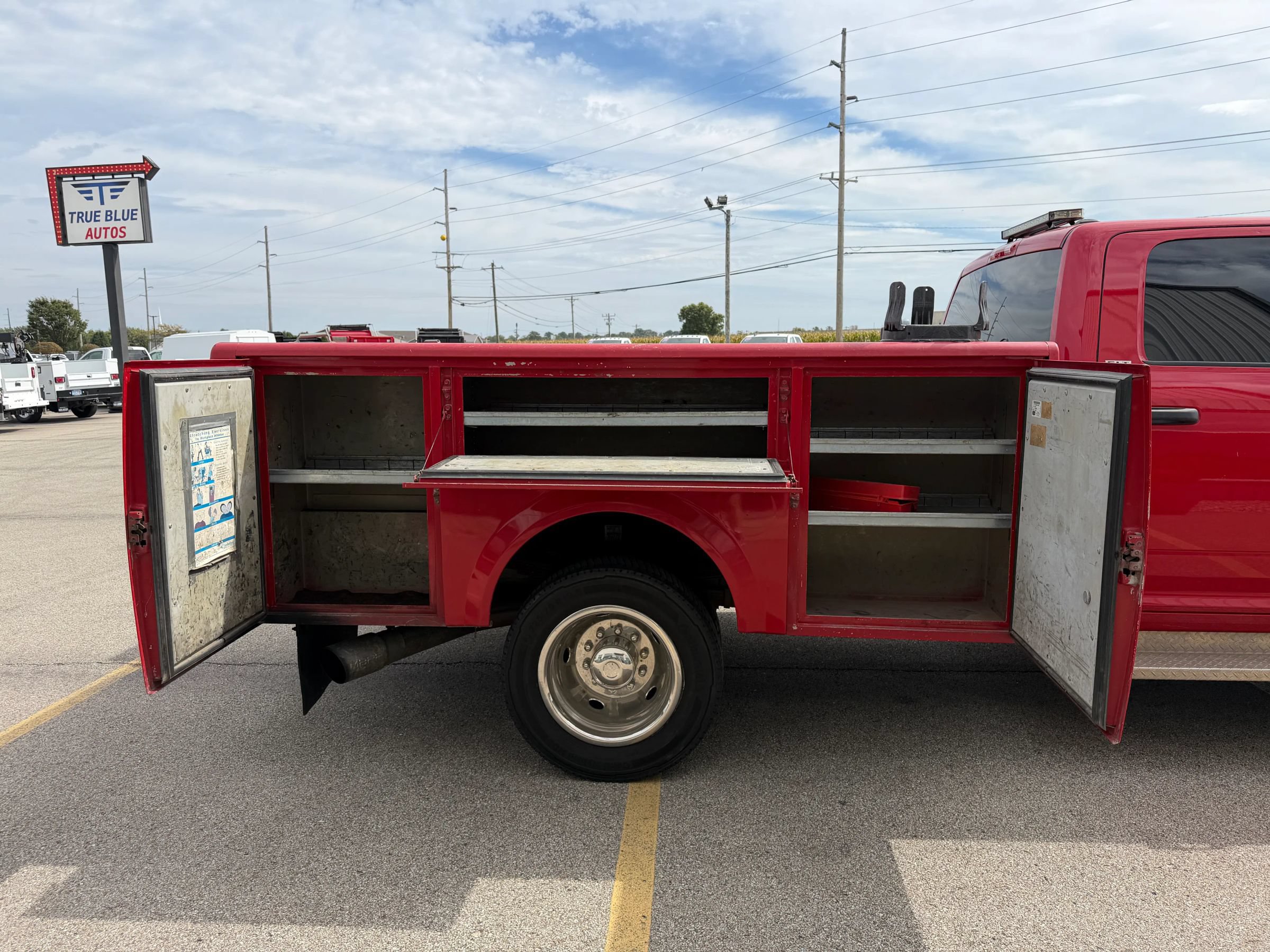 Used 2012 RAM 5500 SLT RWD image 10