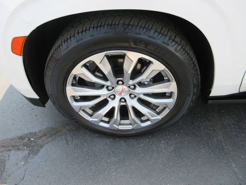 Used 2021 GMC Yukon Denali w/ Denali Ultimate Package AWD/4WD image 15