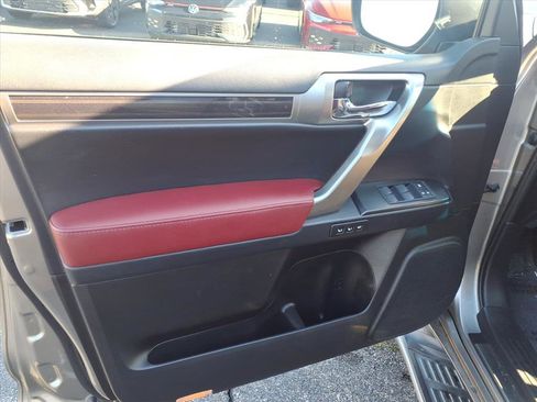 Used 2022 Lexus GX 460 Premium image 14
