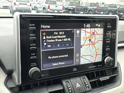 Used 2020 Toyota RAV4 Limited image 12