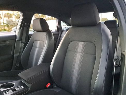 Used 2023 Honda Civic Sport image 18
